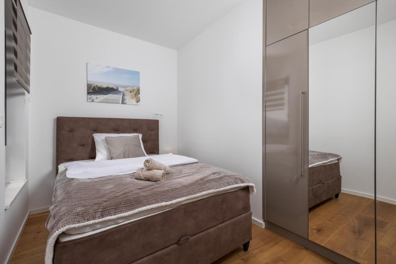 Apartment Top View With Balcony And Private Parking Rijeka Exterior foto