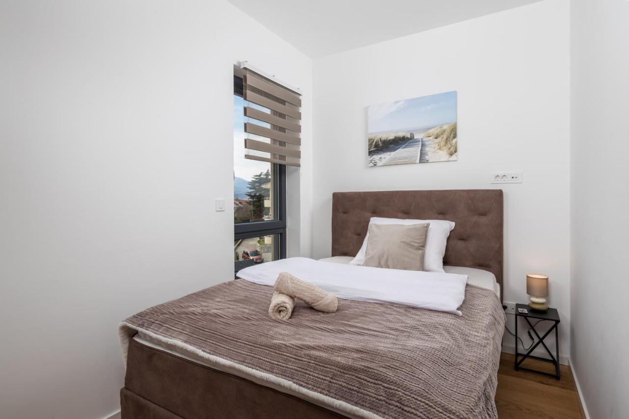 Apartment Top View With Balcony And Private Parking Rijeka Exterior foto